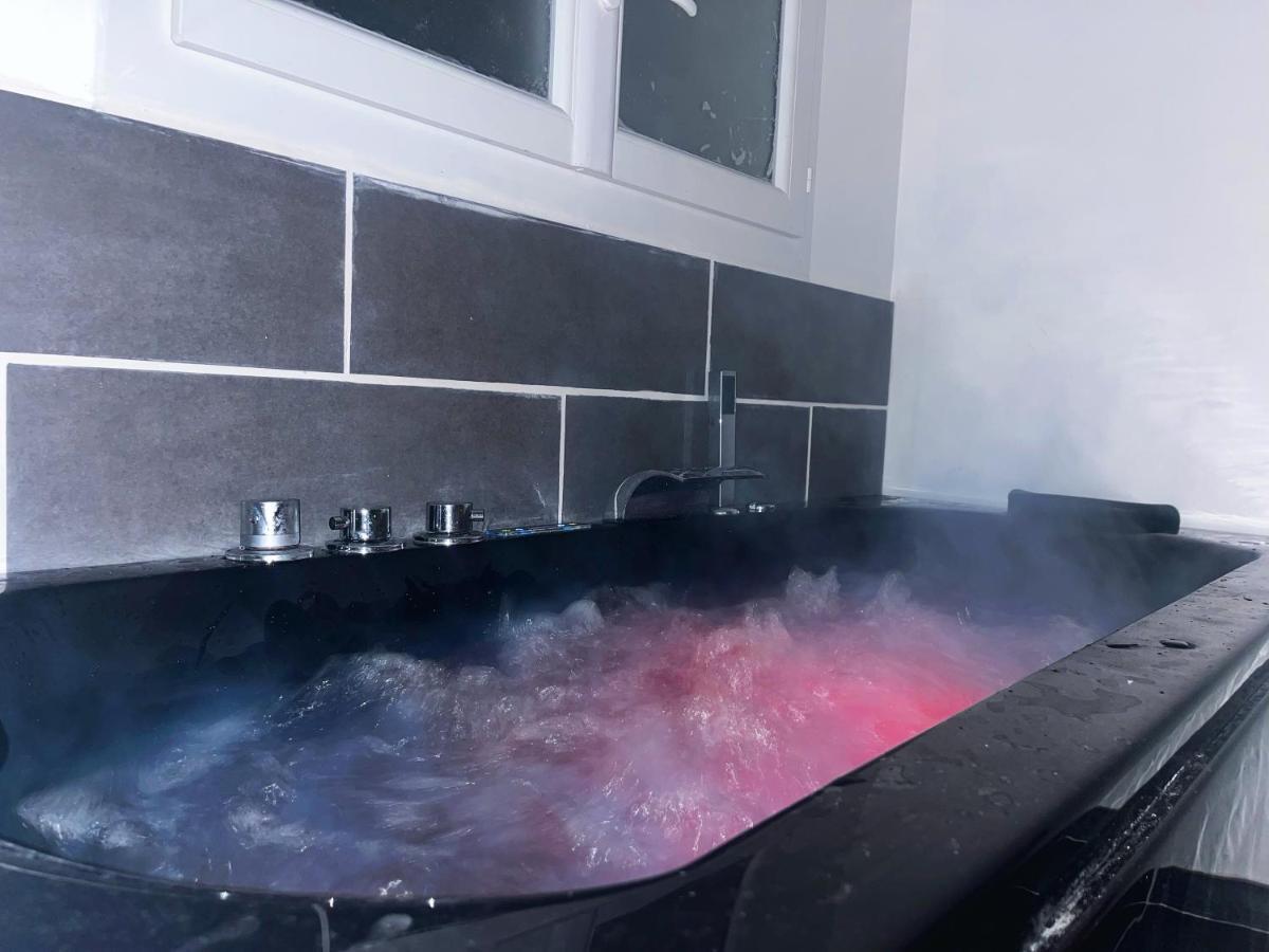 L'Oranger - Magnifique Studio Independant Sur Mougins Avec Jacuzzi Prive - Parking - Climatisation Екстер'єр фото